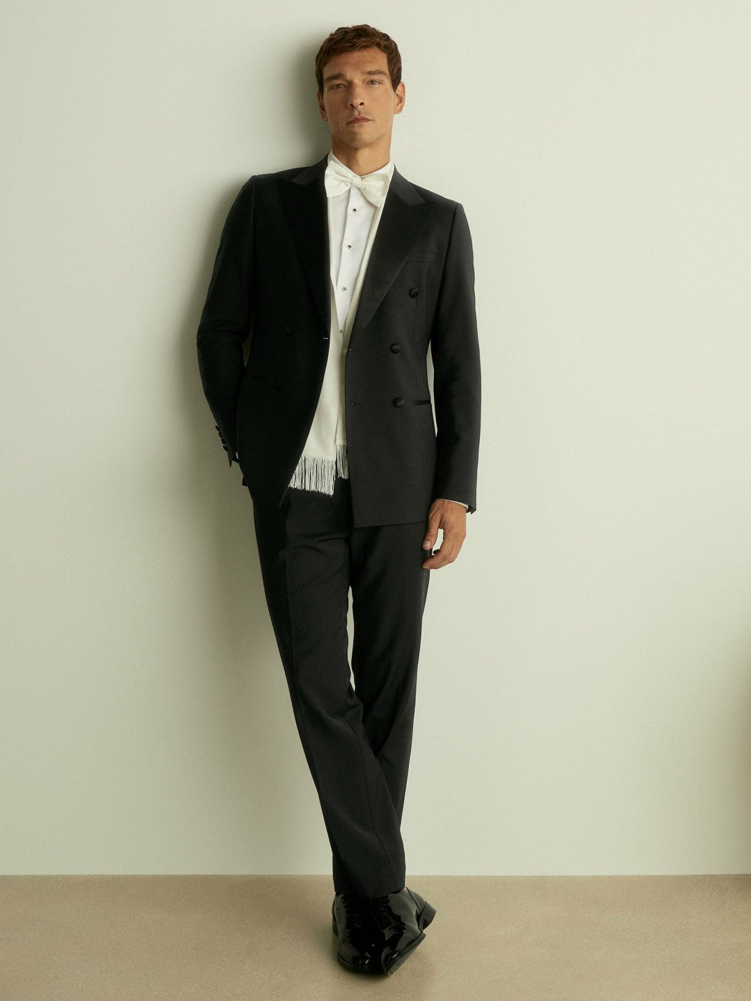 Reiss Double Breasted Tuxedo Slim Fit Jacket in Black