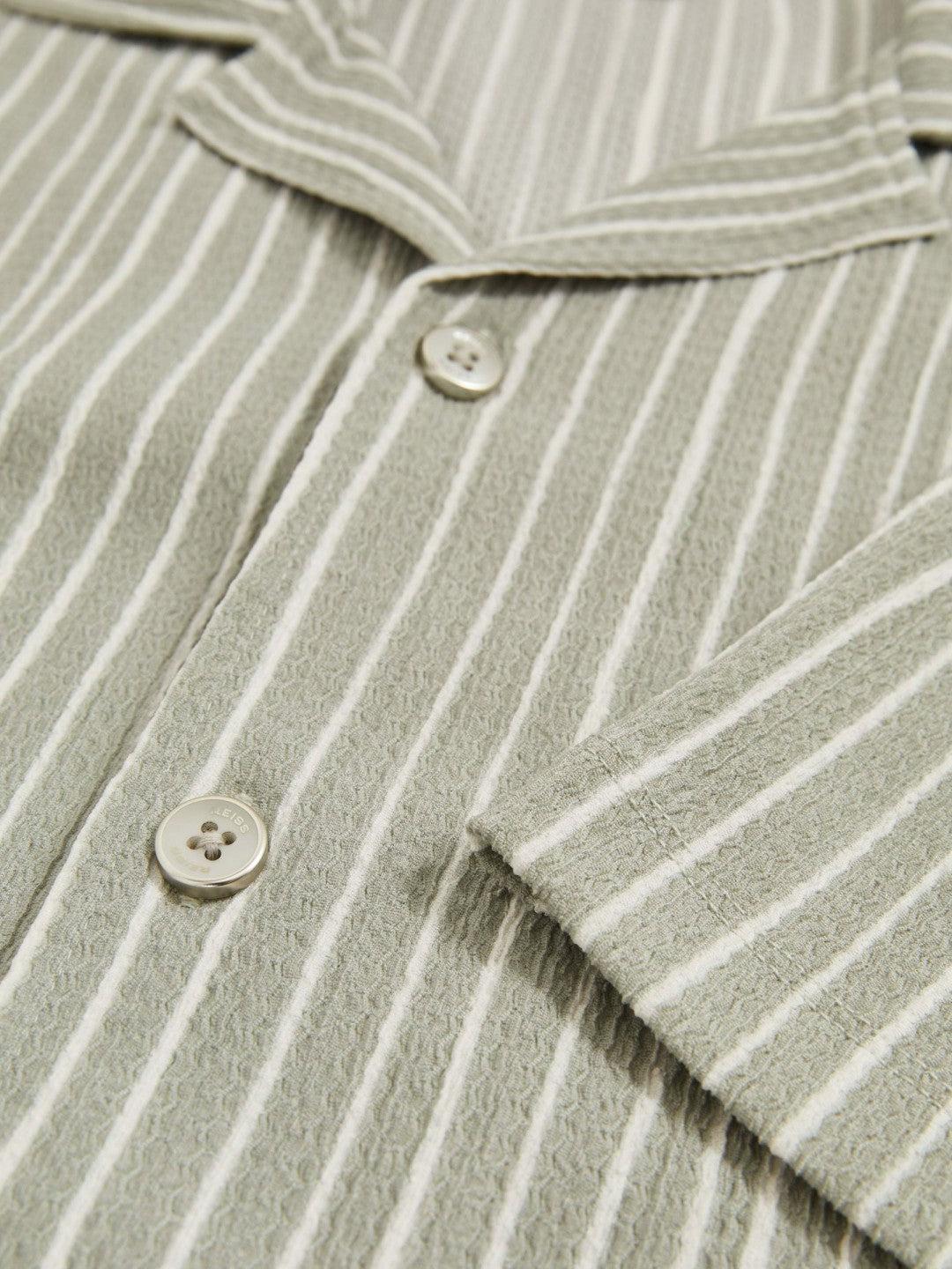 Reiss Textured Stripe Cuban Collar Shirt in Sage/White