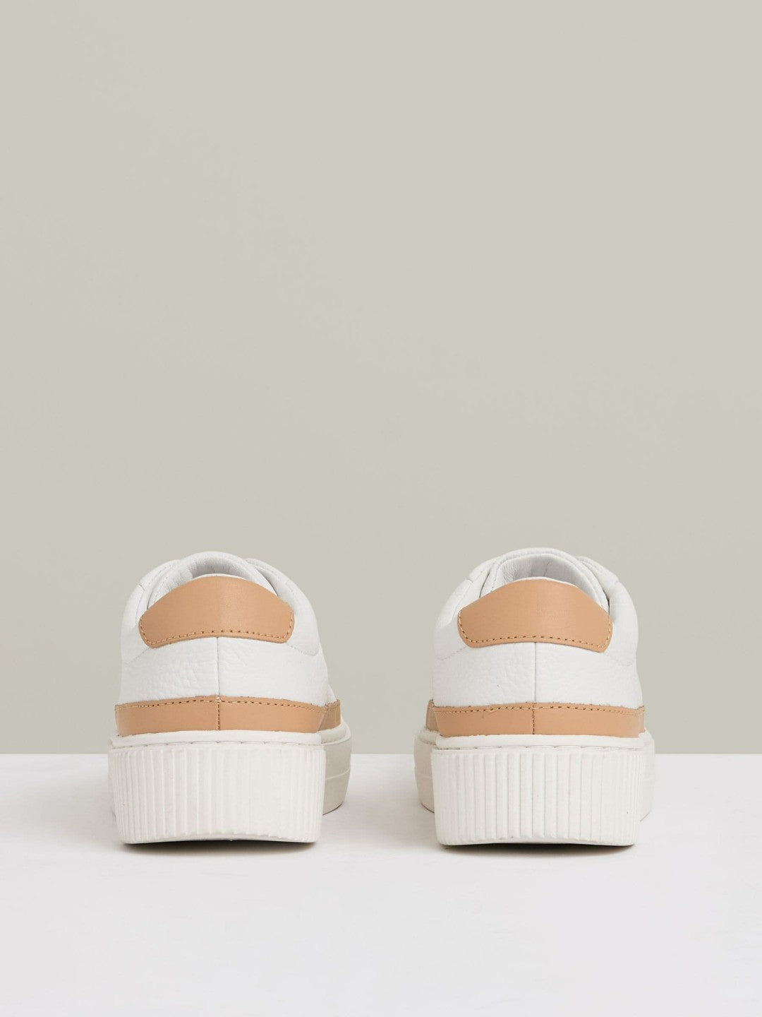 Reiss Grained Leather Platform Trainers in Camel/White