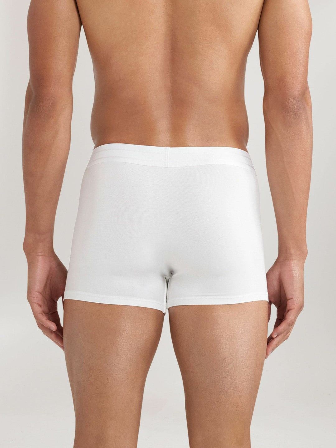 Reiss CHÉ Studios Boxer Trunks with TENCEL™ Fibers in White