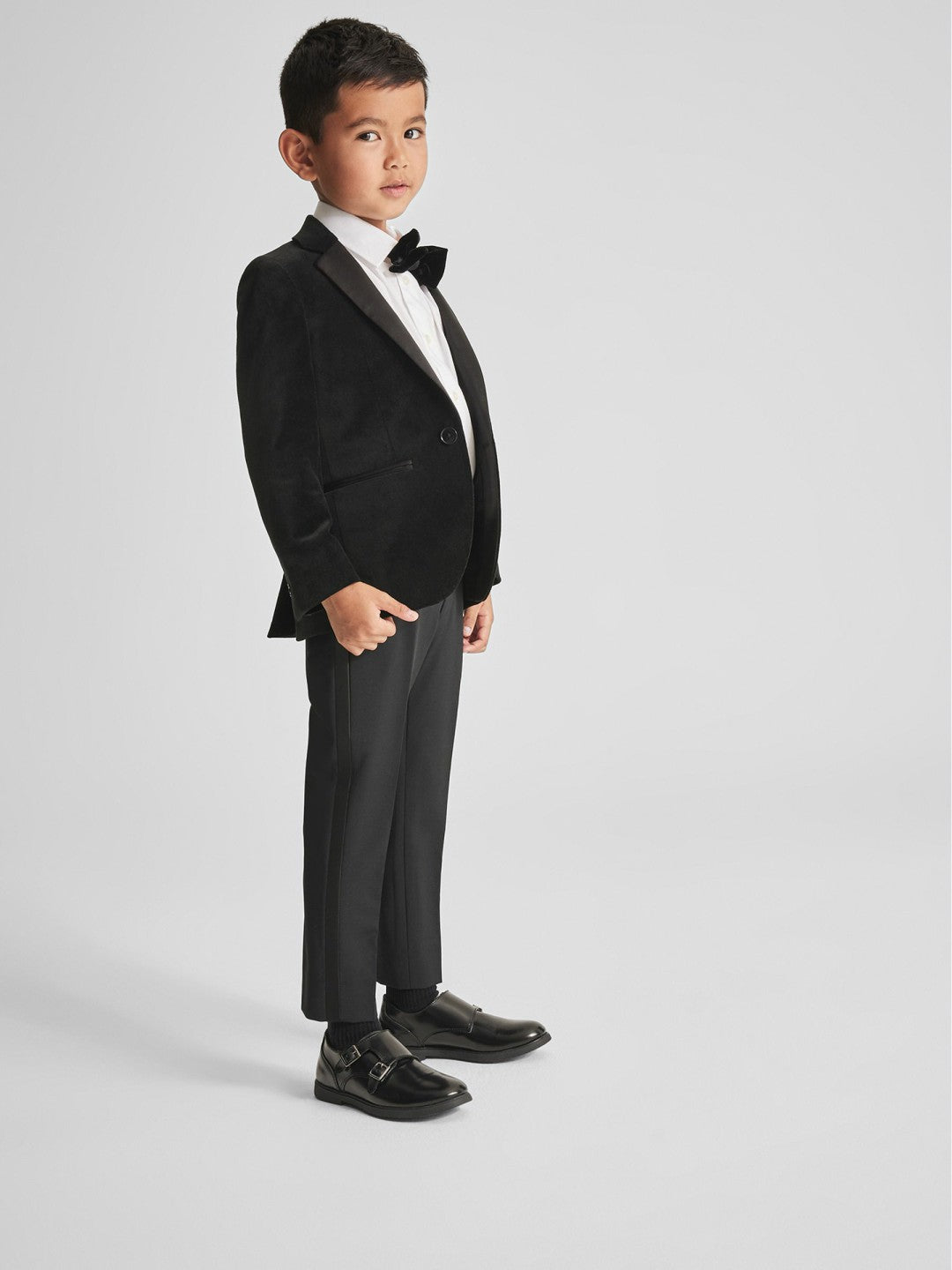 Reiss 4-9 yrs Single Breasted Velvet Blazer in Black
