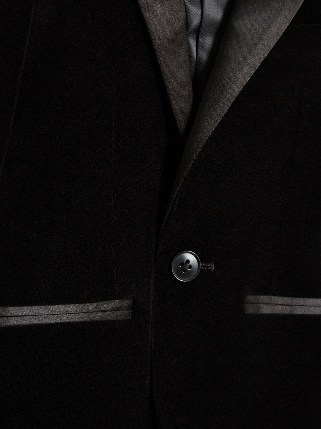 Reiss 4-9 yrs Single Breasted Velvet Blazer in Black