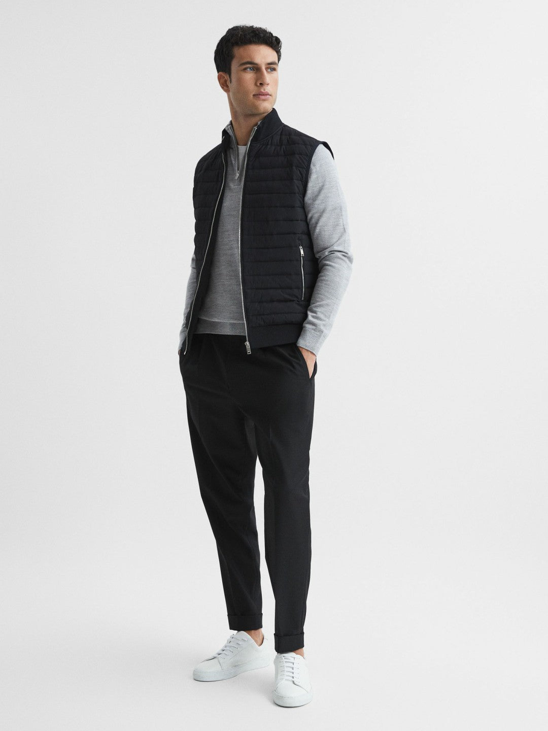 Reiss Hybrid Quilted Gilet in Black