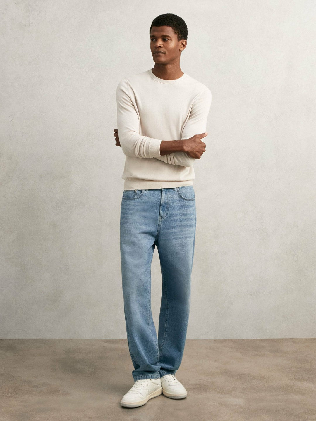 Reiss Loose-Fit Jeans in Light Blue Wash