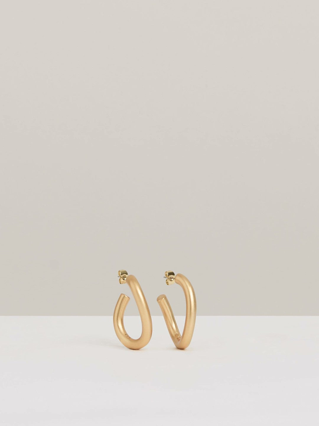 Reiss Wave Hoop Earrings in Gold Tone