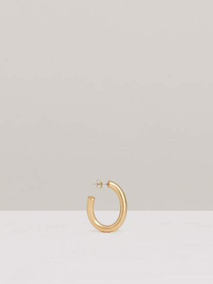 Reiss Wave Hoop Earrings in Gold Tone