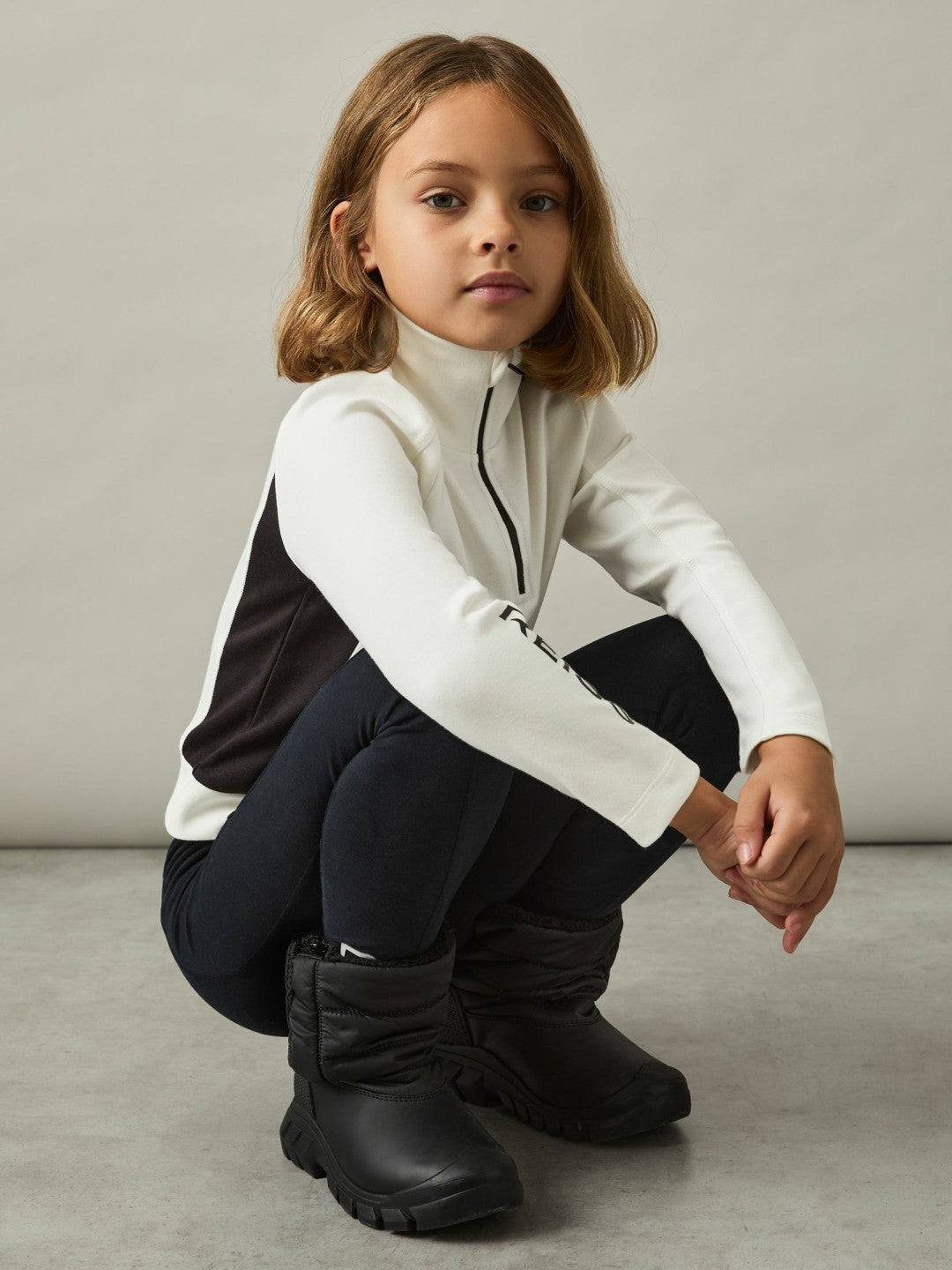 Reiss 9-13 yrs Funnel-Neck Base-Layer Top in White/Black