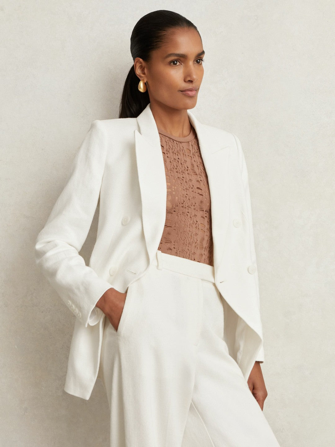 Reiss Petite Linen-Blend Double-Breasted Suit Jacket in White