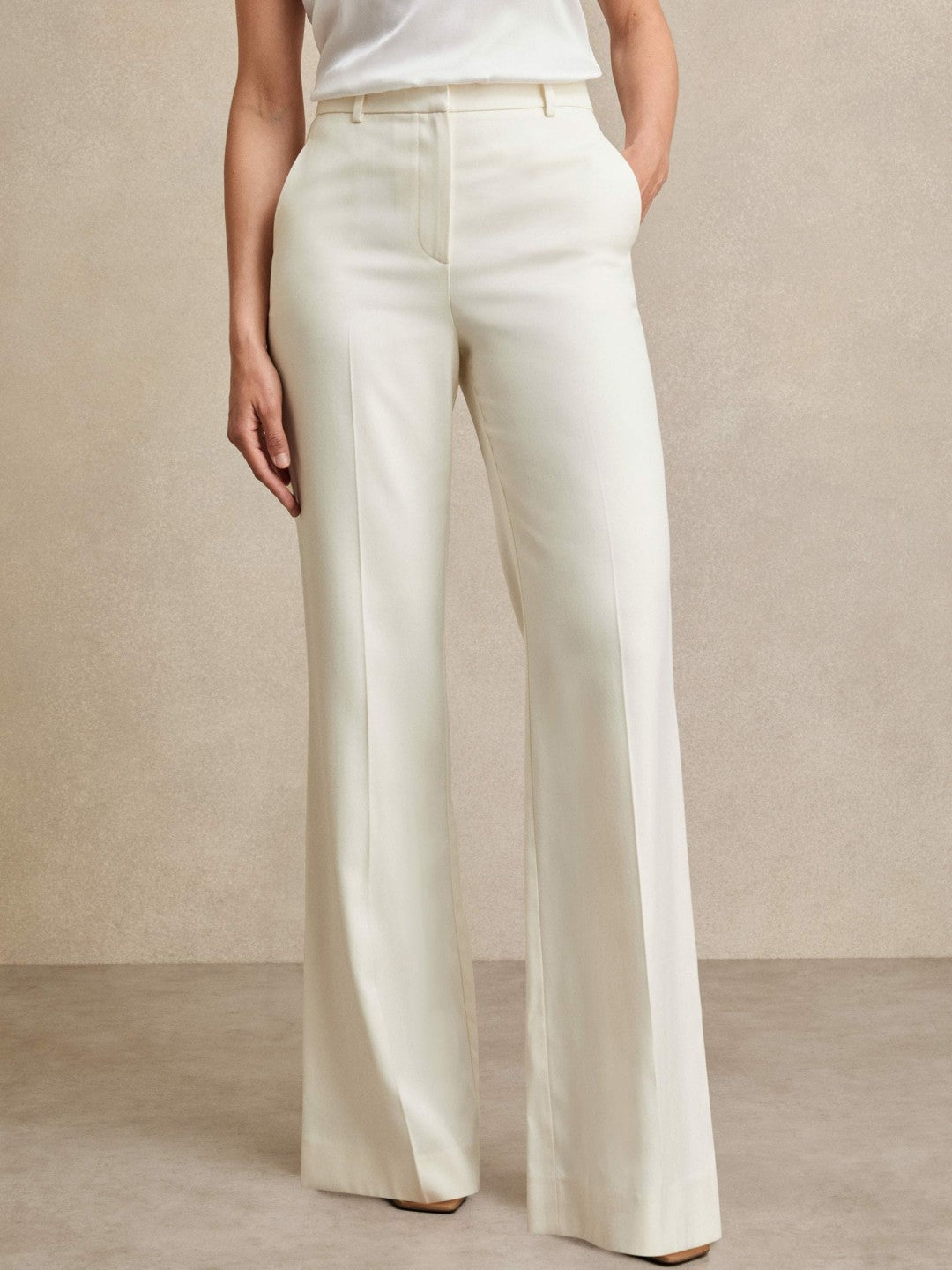Reiss Wide Leg Tailored Trousers in Cream