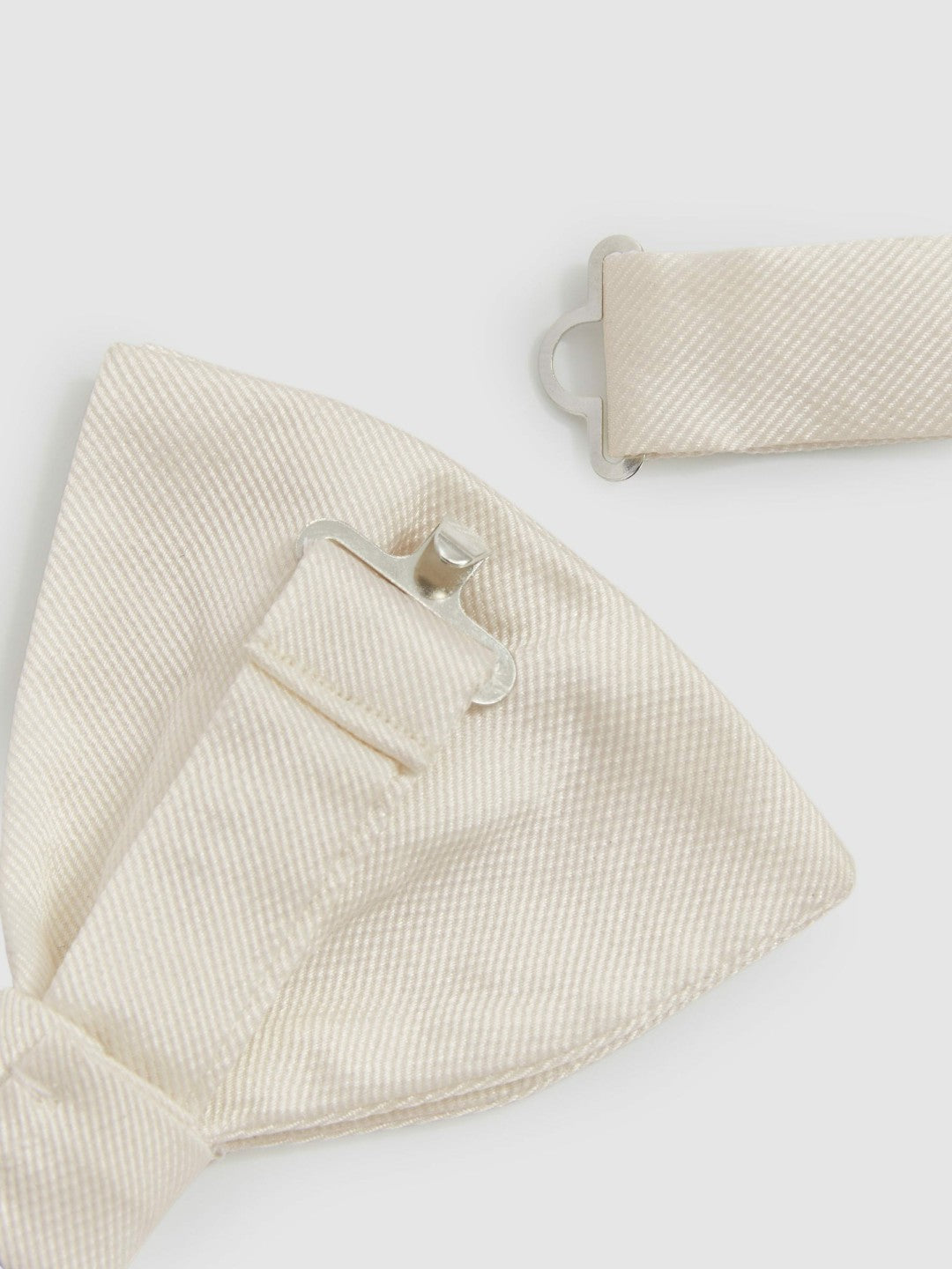 Reiss Tie in Light Ivory