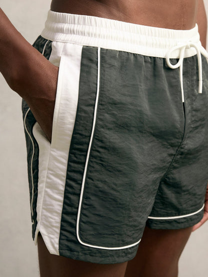 Reiss Colour-Block Piped-Trim Swim Shorts in Dark Green/White