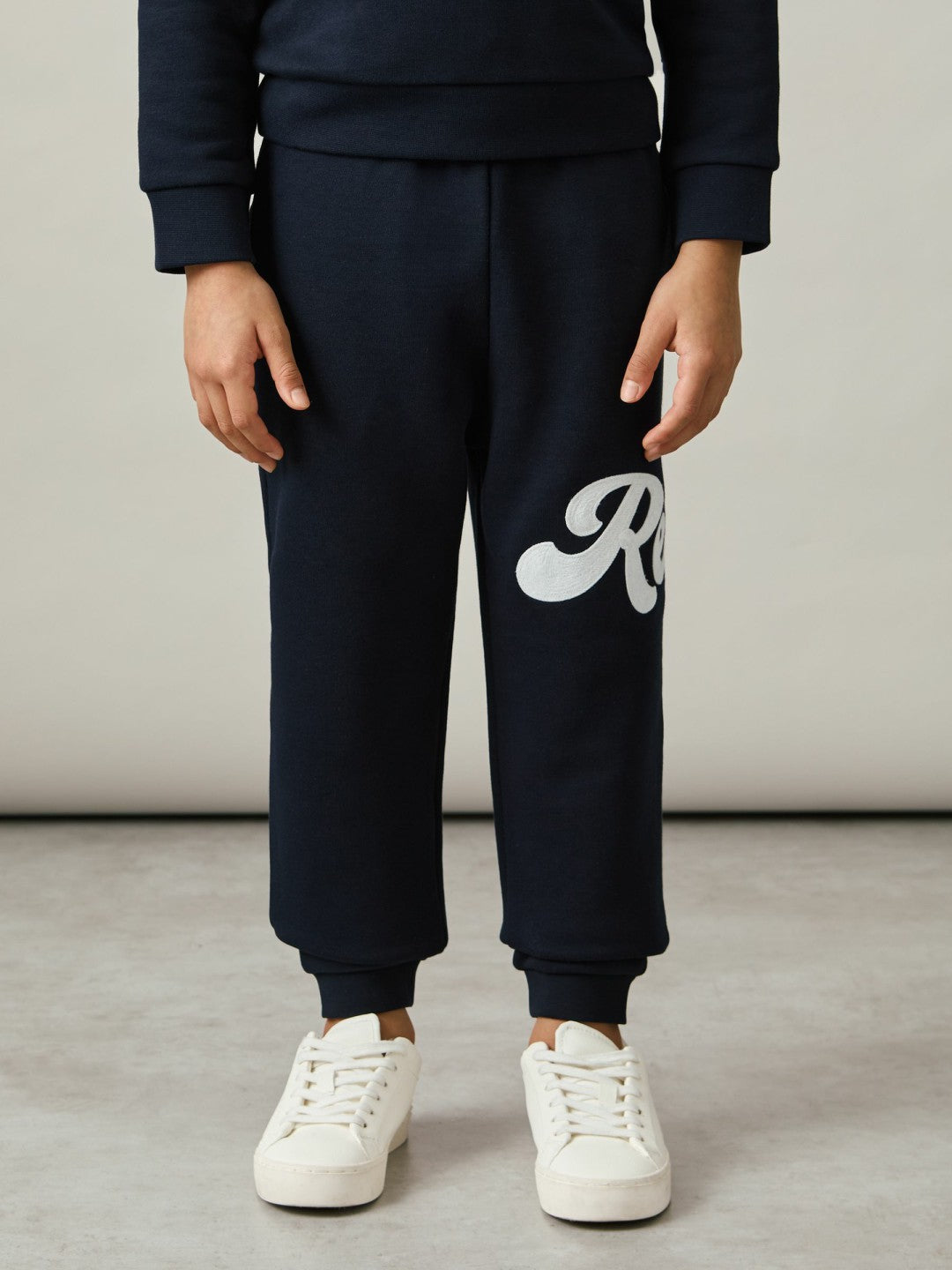 Reiss 13-14 yrs Cotton-Blend Logo Script Joggers in Navy