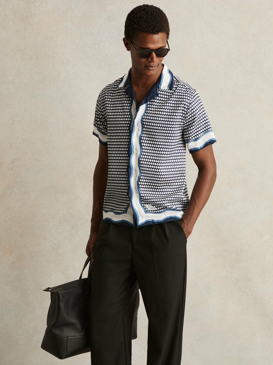 Reiss Geometric-Print Cuban-Collar Shirt in White/Navy