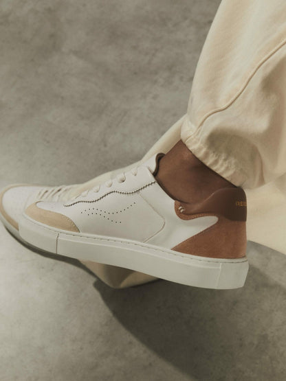 Reiss Leather Contrast Detail Trainers in White/Nude