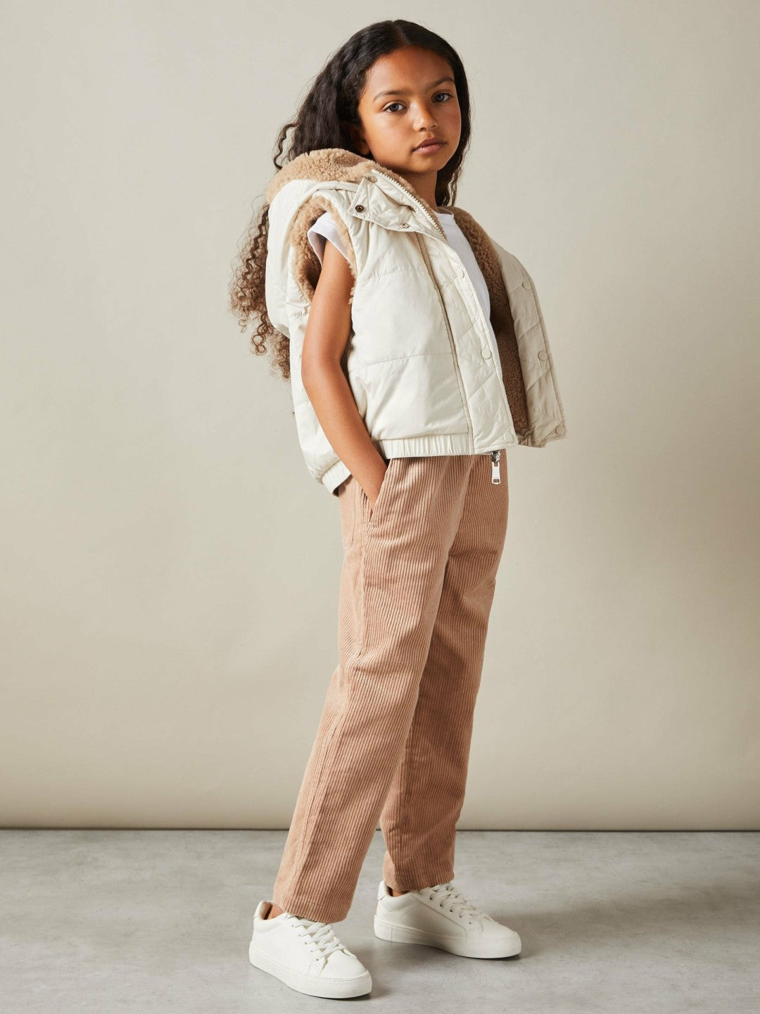 Reiss 4-9 yrs Reversible Quilted Borg Gilet in Brown