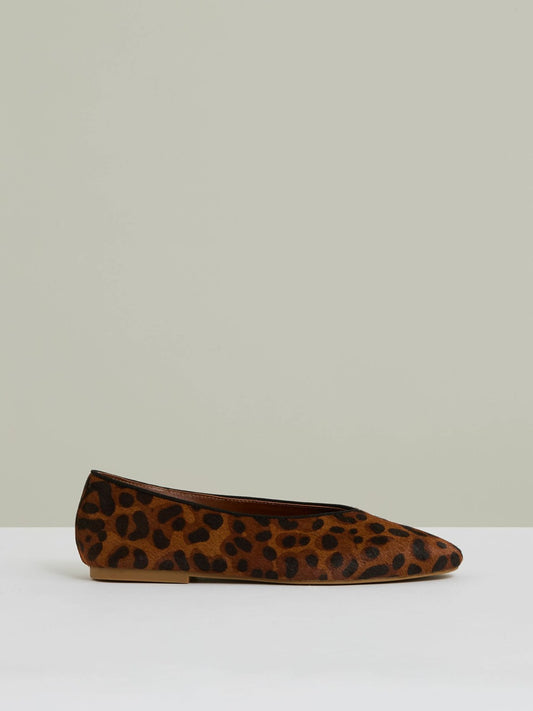 Reiss Leather Rounded-Point Toe Ballet Flats in Animal