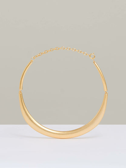 Reiss Polished Curve Choker in Gold Tone