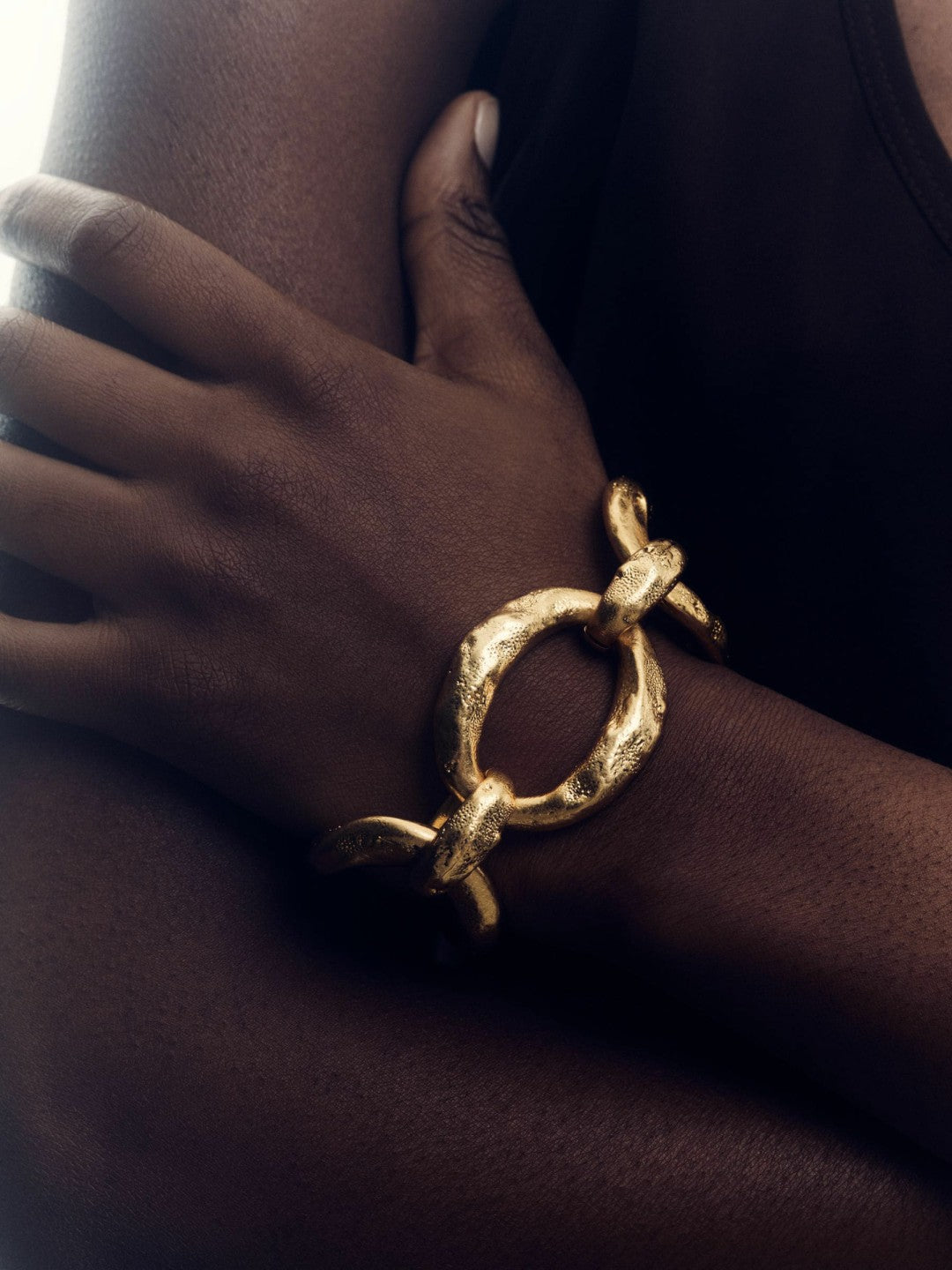Reiss Molten Link Bracelet in Gold Tone