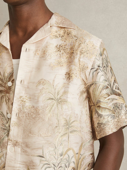 Reiss Jungle Print Cuban-Collar Shirt in Soft Sage Green