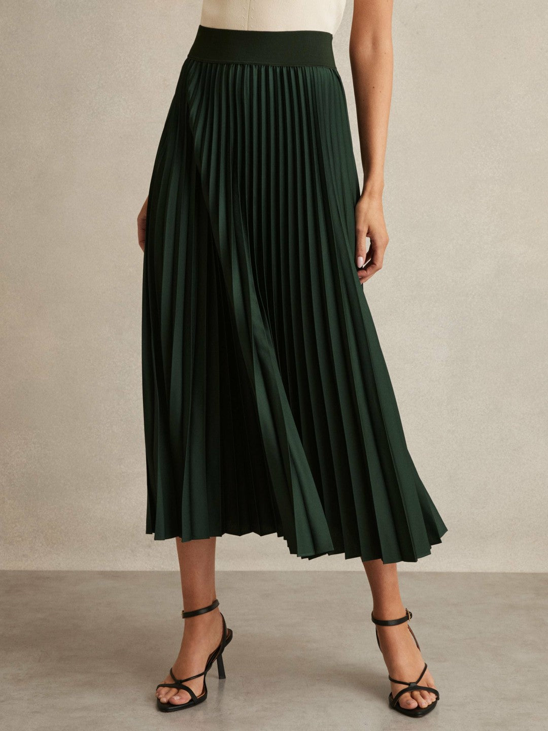 Reiss Pleated Midi Skirt in Dark Green