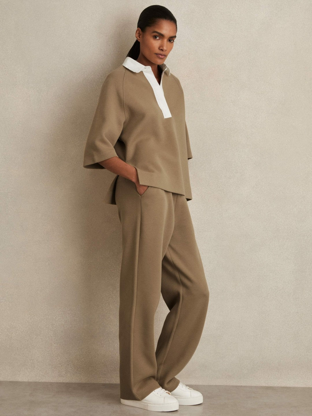 Reiss Cotton-Blend Interlock Collar Sweatshirt in Camel