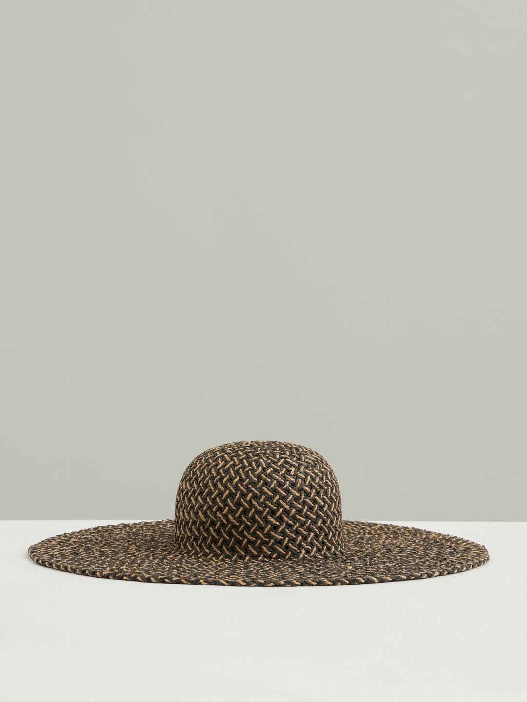 Reiss Straw Basket-Weave Sun Hat in Black/Natural