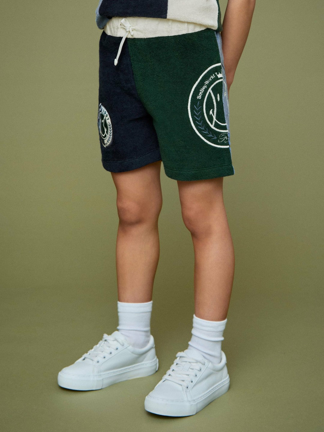 Reiss 3-9 yrs SmileyWorld Towelling Shorts in Blue
