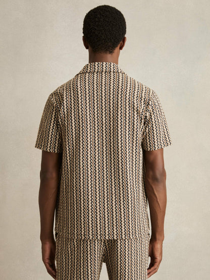 Reiss Zig-Zag Knit Cuban-Collar Shirt in Tobacco Brown