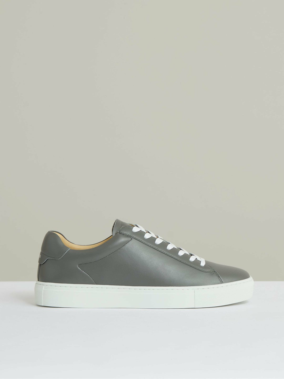 Reiss Leather Low-Top Trainers in Graphite Grey