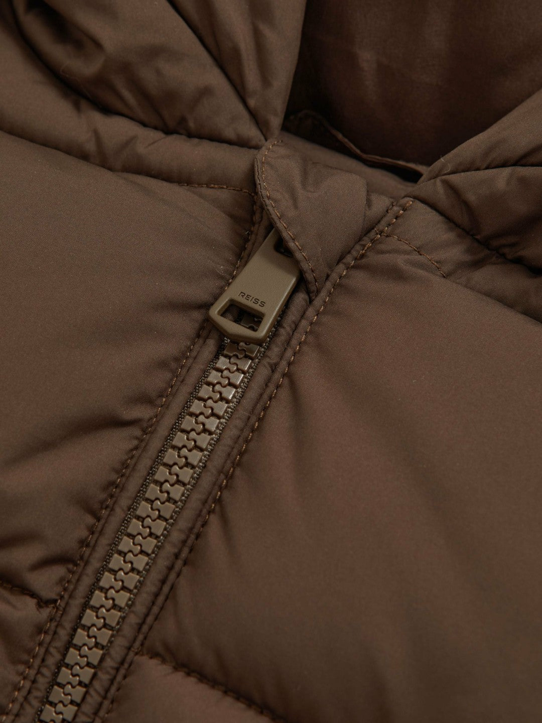 Reiss 9-13 yrs Short Hooded Puffer Coat in Chocolate