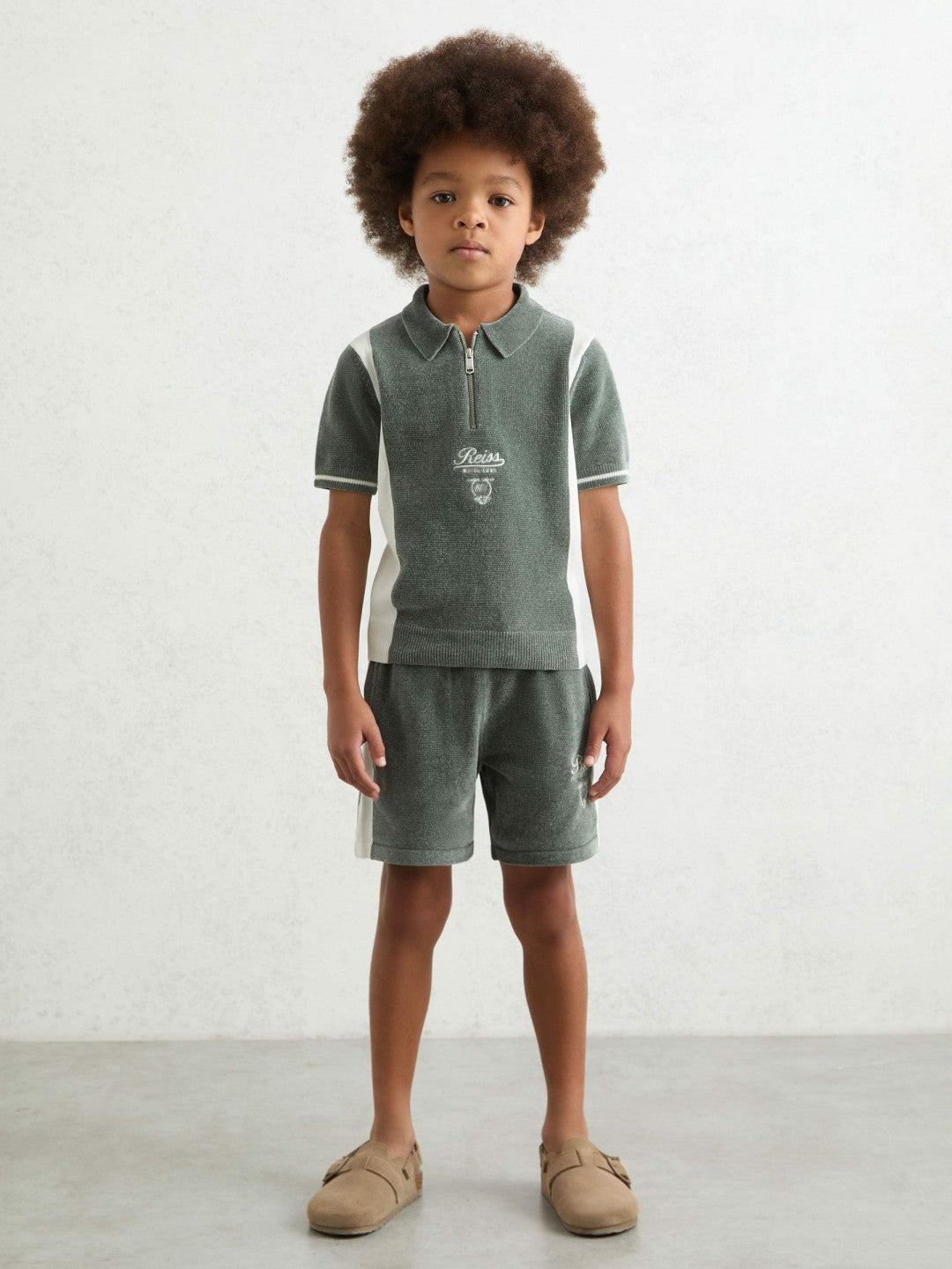 Reiss 9-13 yrs Chenille Tipped Motor Cars Shorts in Dark Sage Green/White