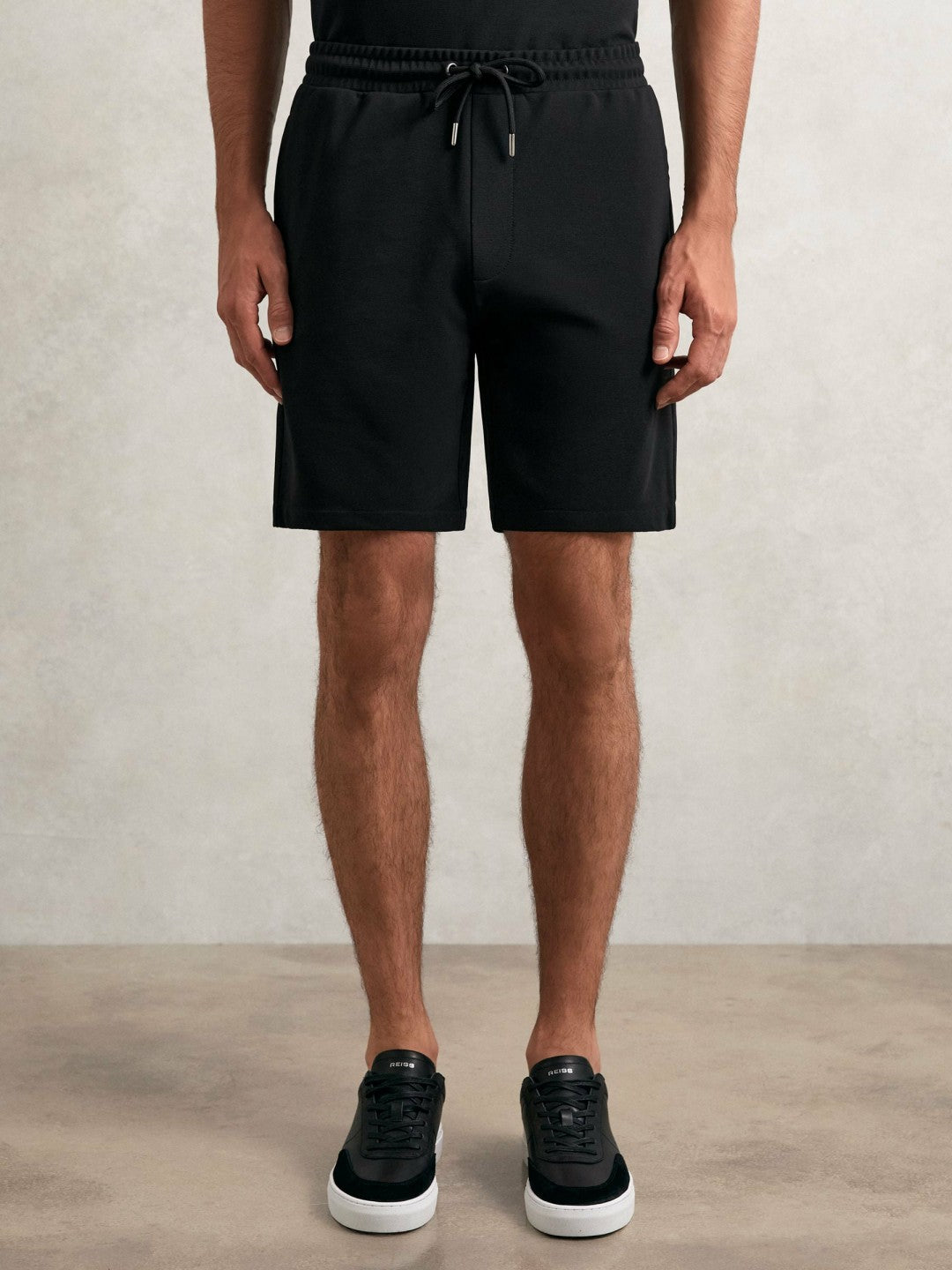 Reiss Textured Drawstring Shorts in Black