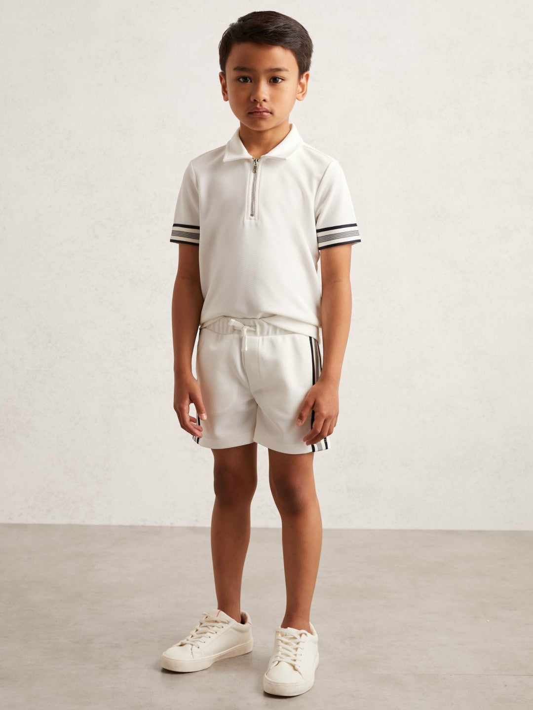 Reiss 9-13 yrs Side Stripe Textured Shorts in White