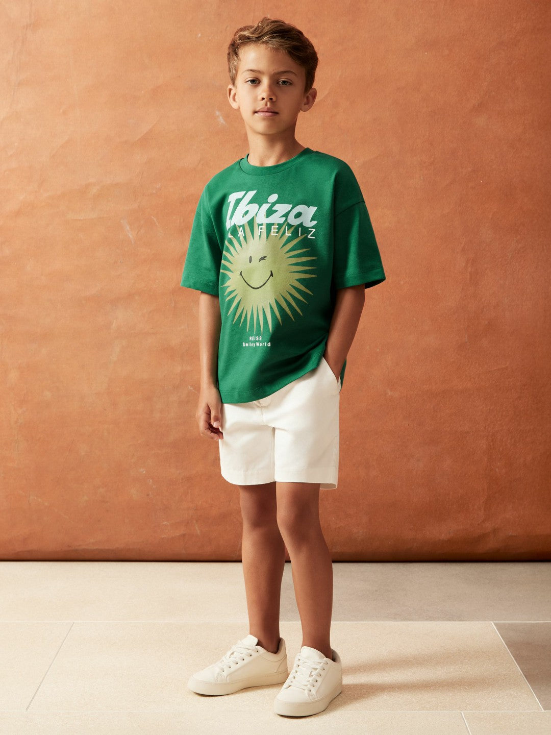 Reiss 13-14 yrs SmileyWorld Sun Motif T-Shirt in Bright Green