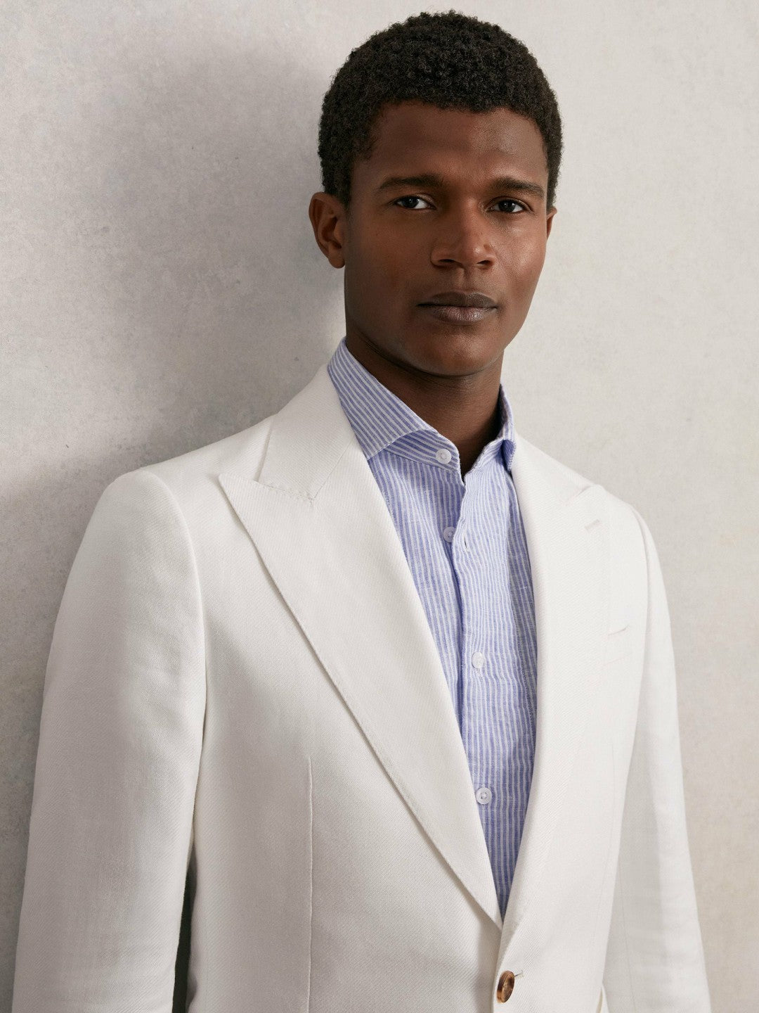 Reiss Slim Fit Lyocell Linen Single Breasted Suit Blazer in White
