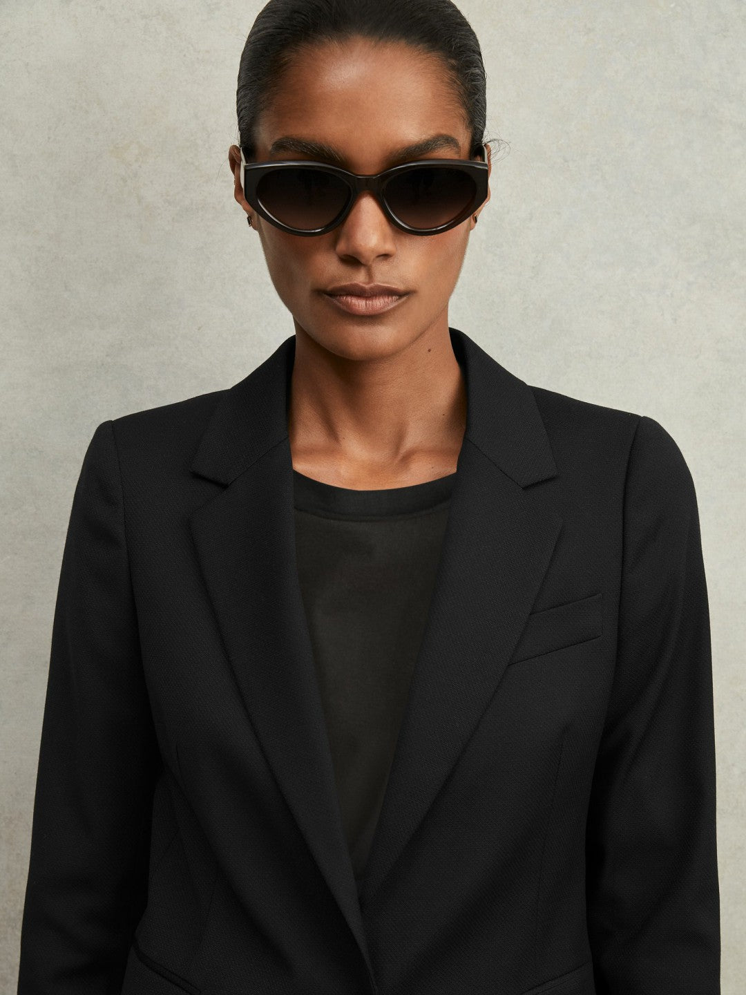 Reiss Petite Single Breasted Suit Blazer in Black