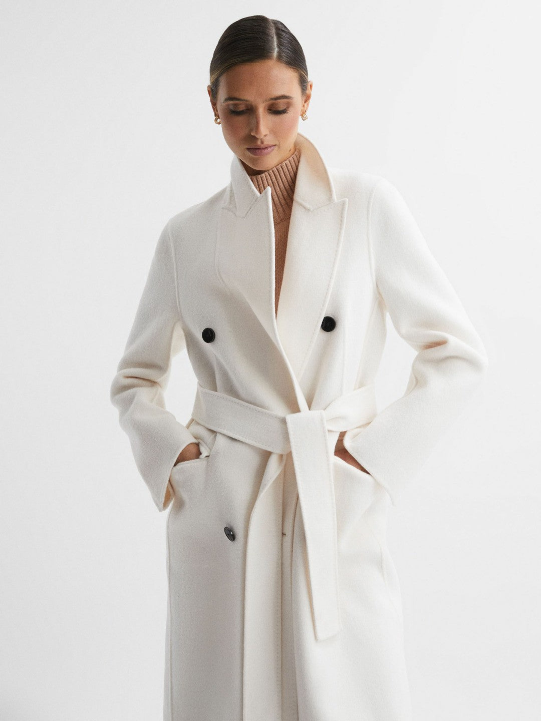 Reiss Petite Relaxed Wool Blend Blindseam Belted Coat in Cream