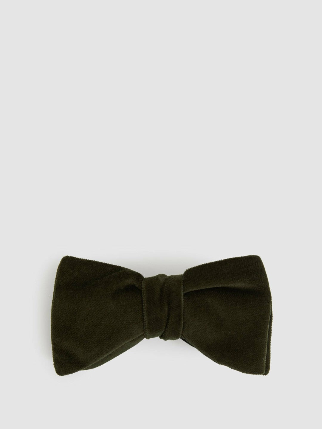 Reiss Velvet Bow Tie in Emerald