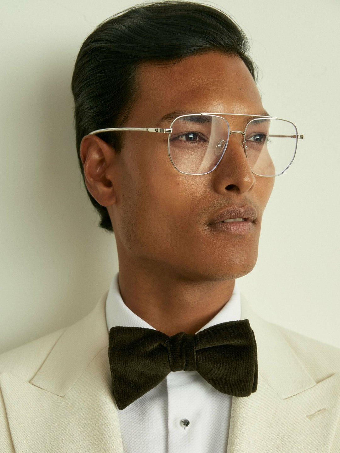 Reiss Velvet Bow Tie in Emerald