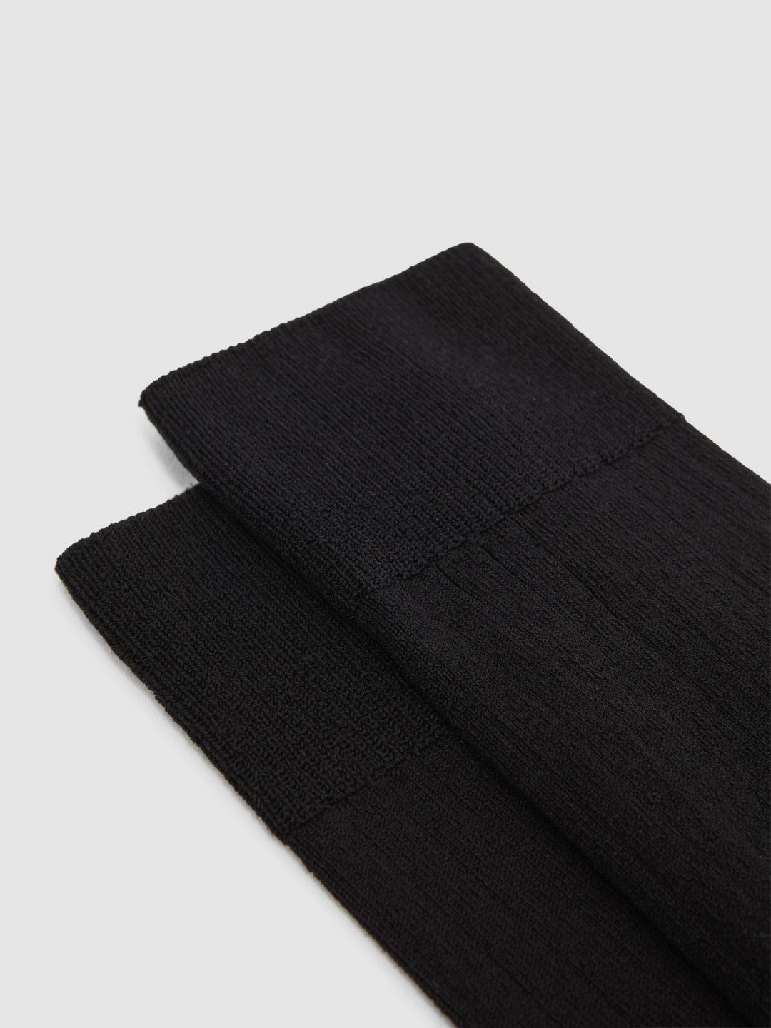 Reiss Ribbed Socks in Black