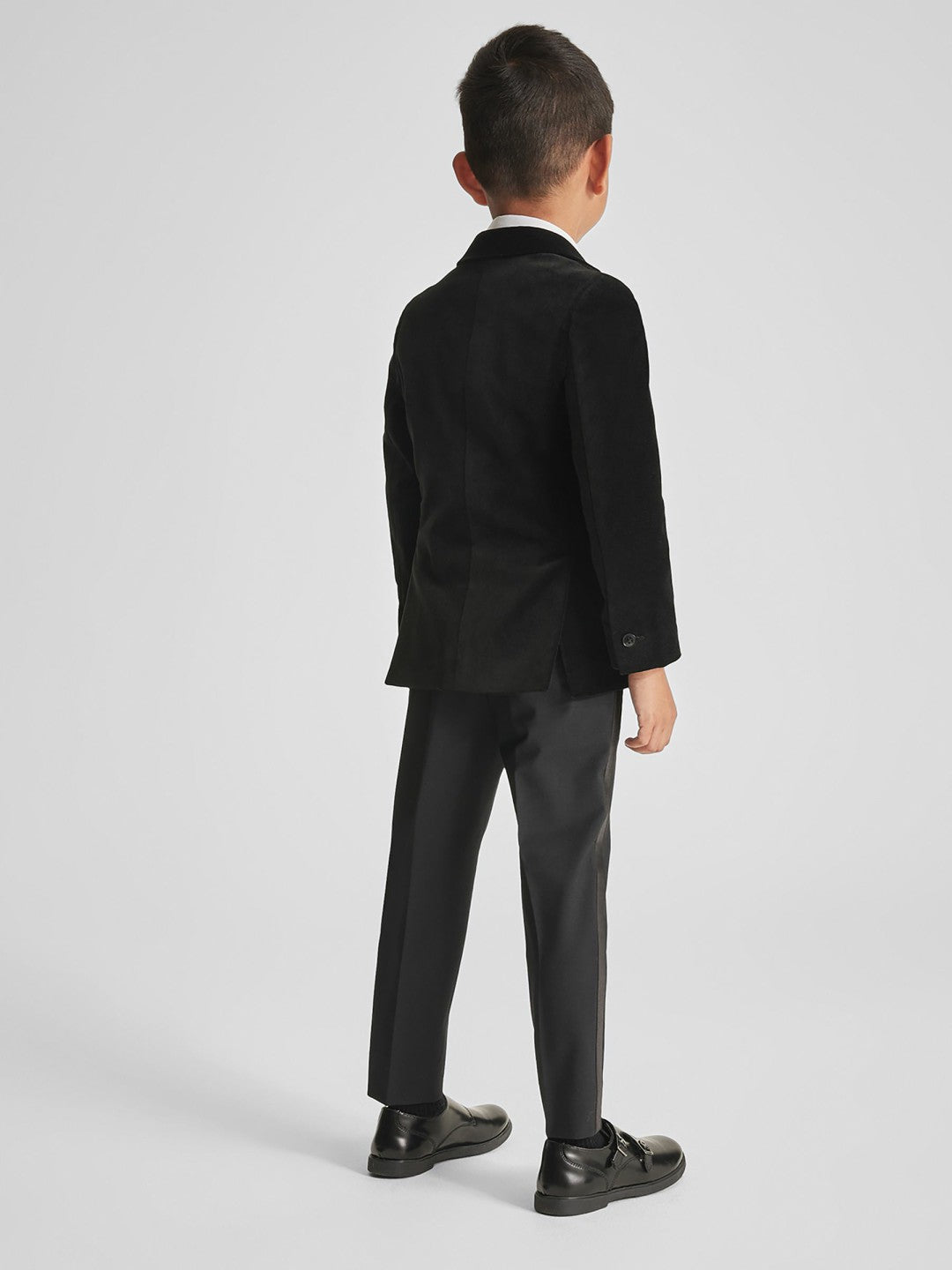 Reiss 4-9 yrs Single Breasted Velvet Blazer in Black