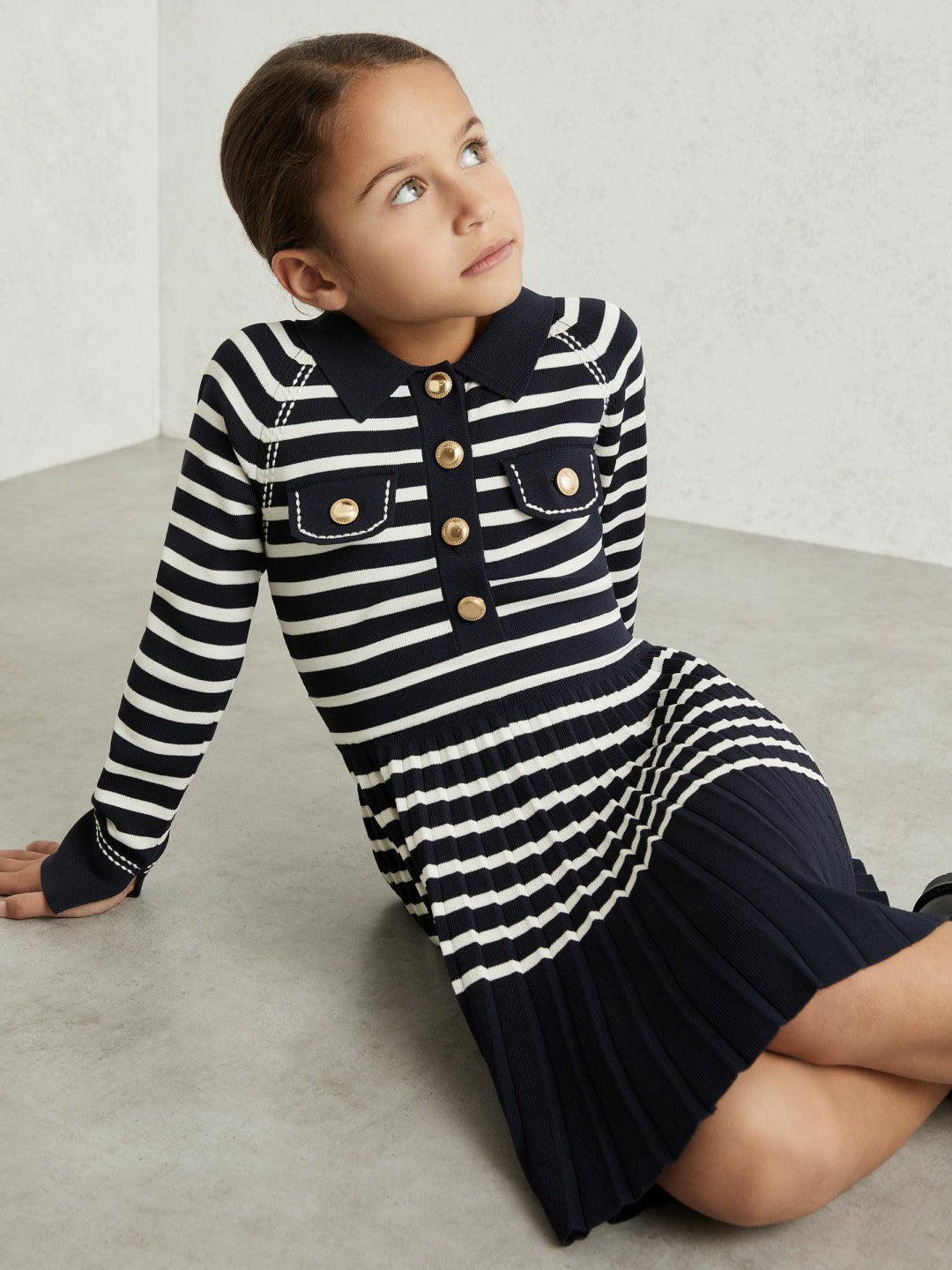 Reiss 9-13 yrs Button-Detail Stripe Knitted Dress in Navy/White
