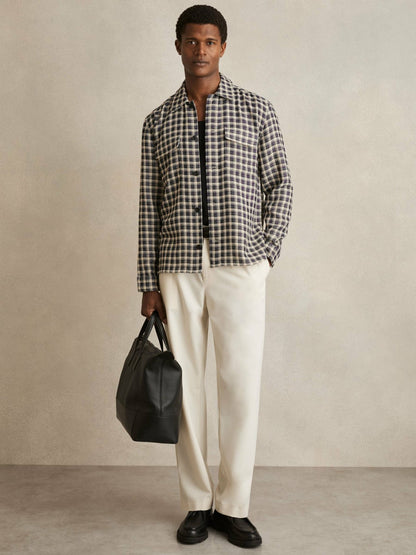 Reiss Woven Check Twin Pocket Overshirt in Navy/White