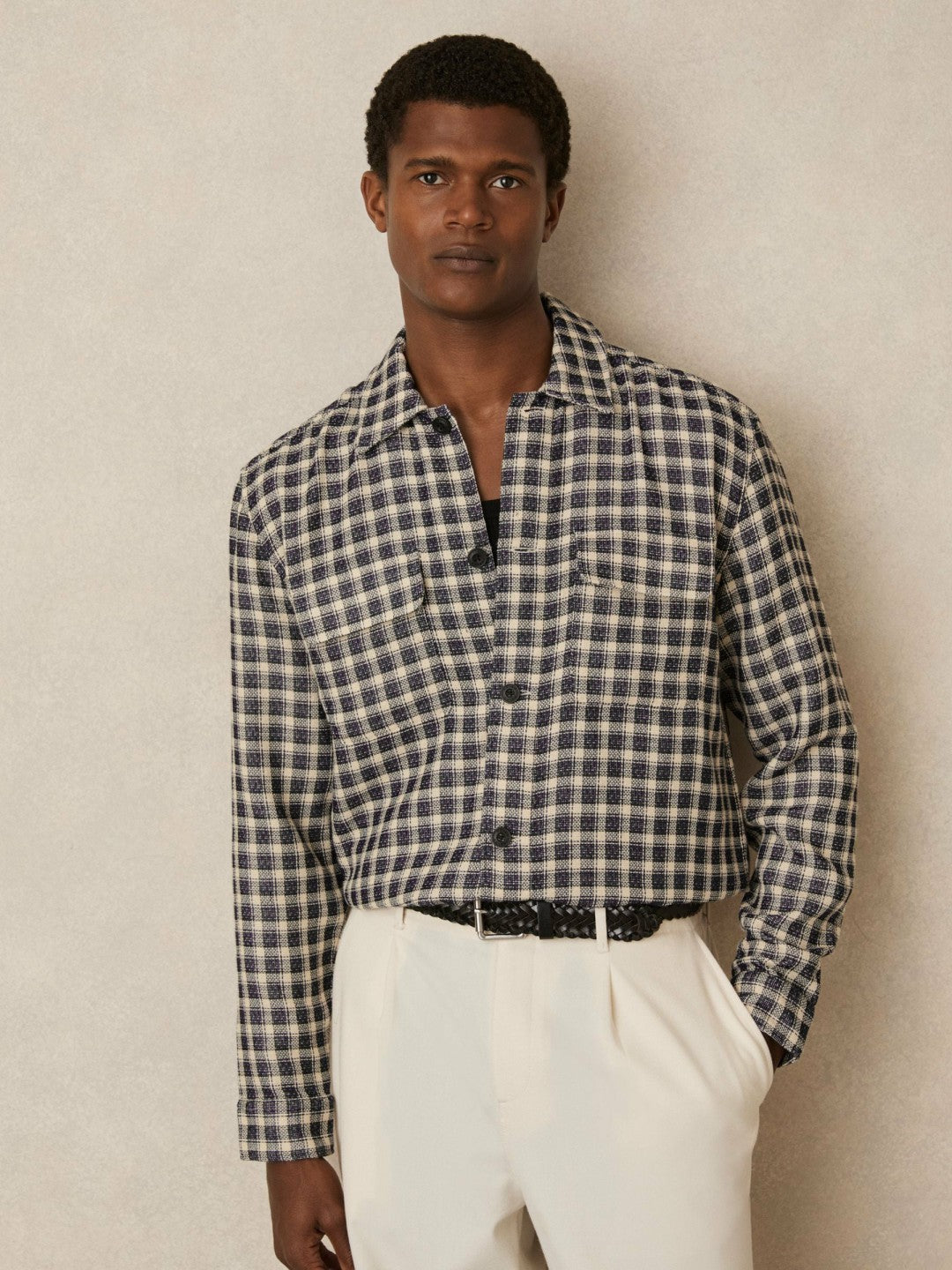 Reiss Woven Check Twin Pocket Overshirt in Navy/White