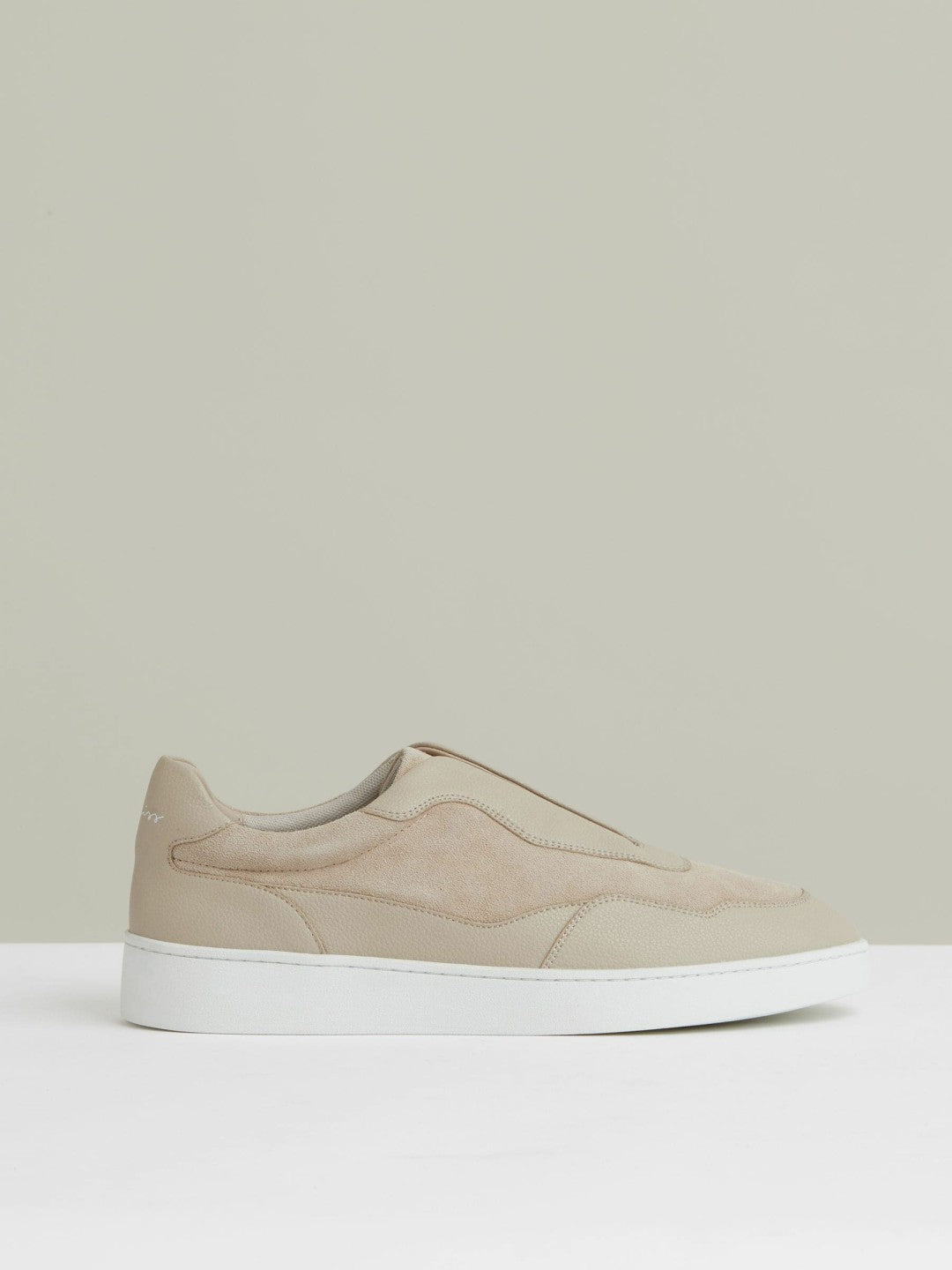 Reiss Leather Elasticated-Lace Trainers in Ecru