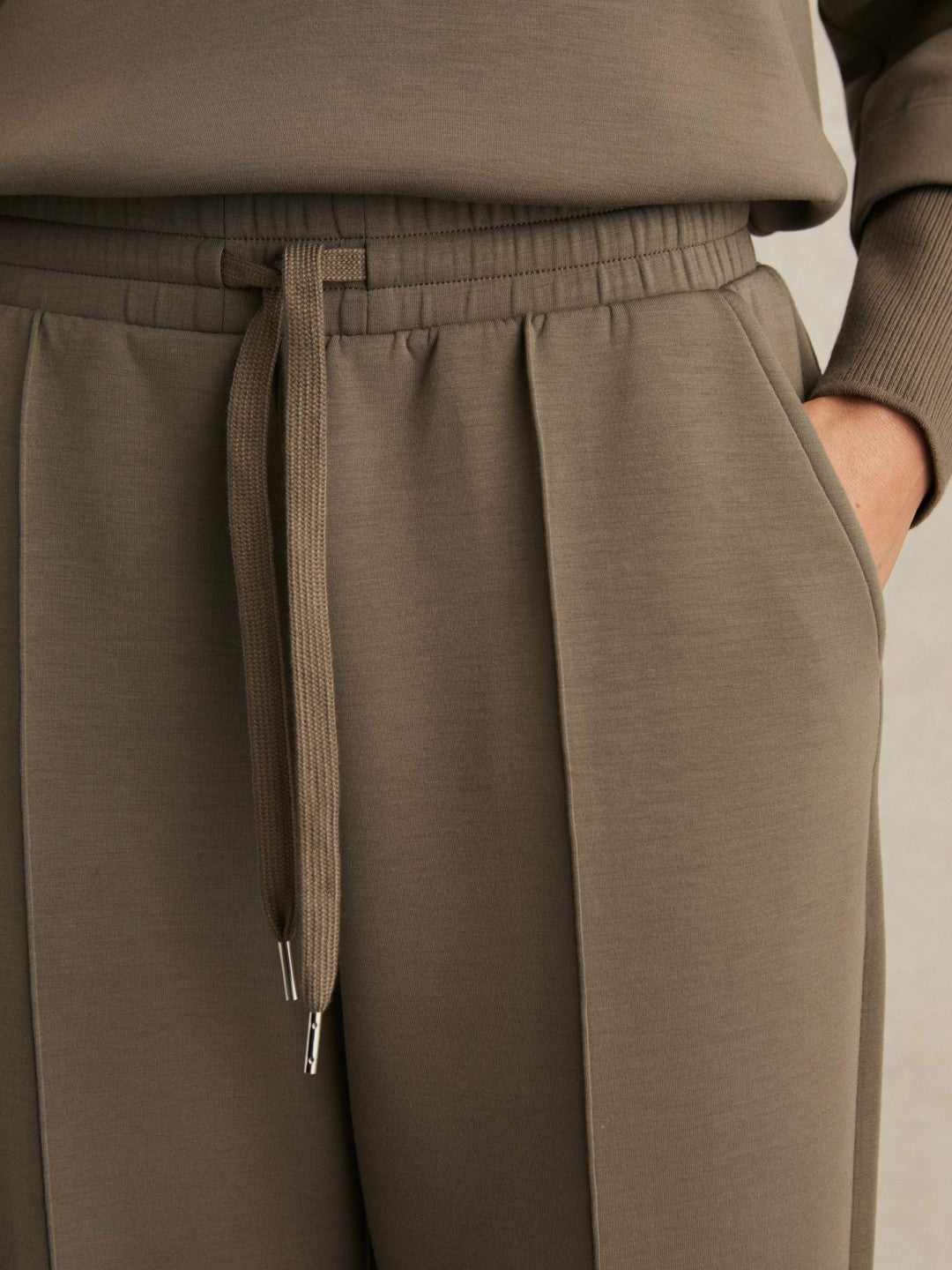 Reiss Petite Modal-Blend Interlock Wide-Leg Joggers in Khaki Green