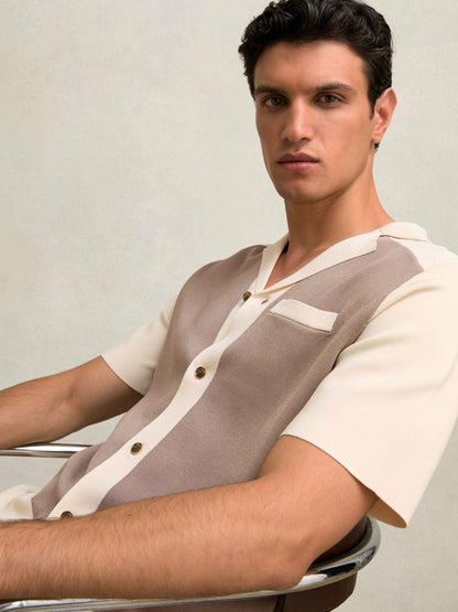 Reiss Colour-Block Cuban-Collar Knit Shirt in Taupe Brown/Light Stone