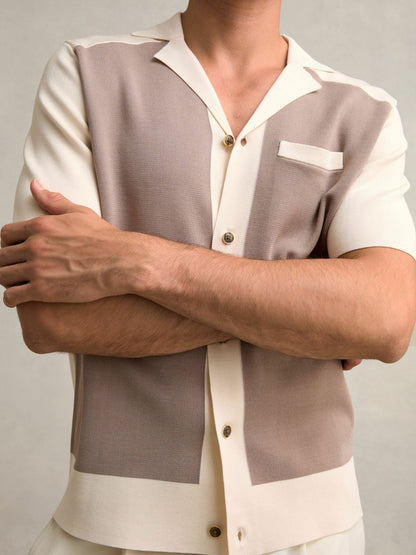 Reiss Colour-Block Cuban-Collar Knit Shirt in Taupe Brown/Light Stone