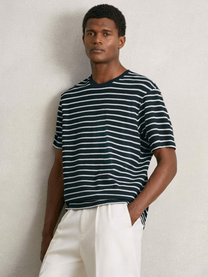 Reiss Cotton Textured Stripe T-Shirt in White/Navy