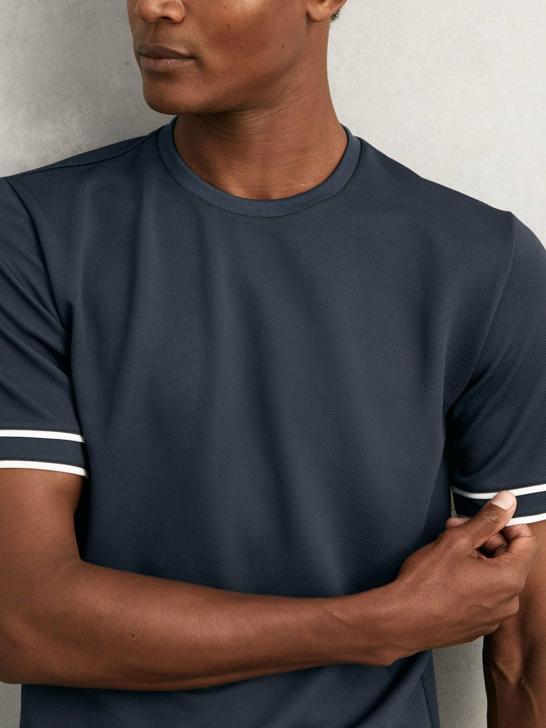 Reiss Textured Crew-Neck Tipped T-Shirt in Airforce Blue